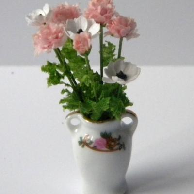 Anemones blanches