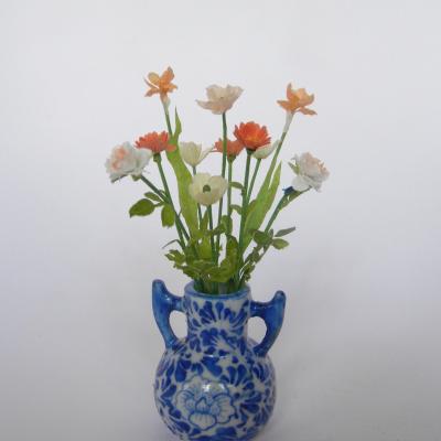 Bouquet orange vase bleu2